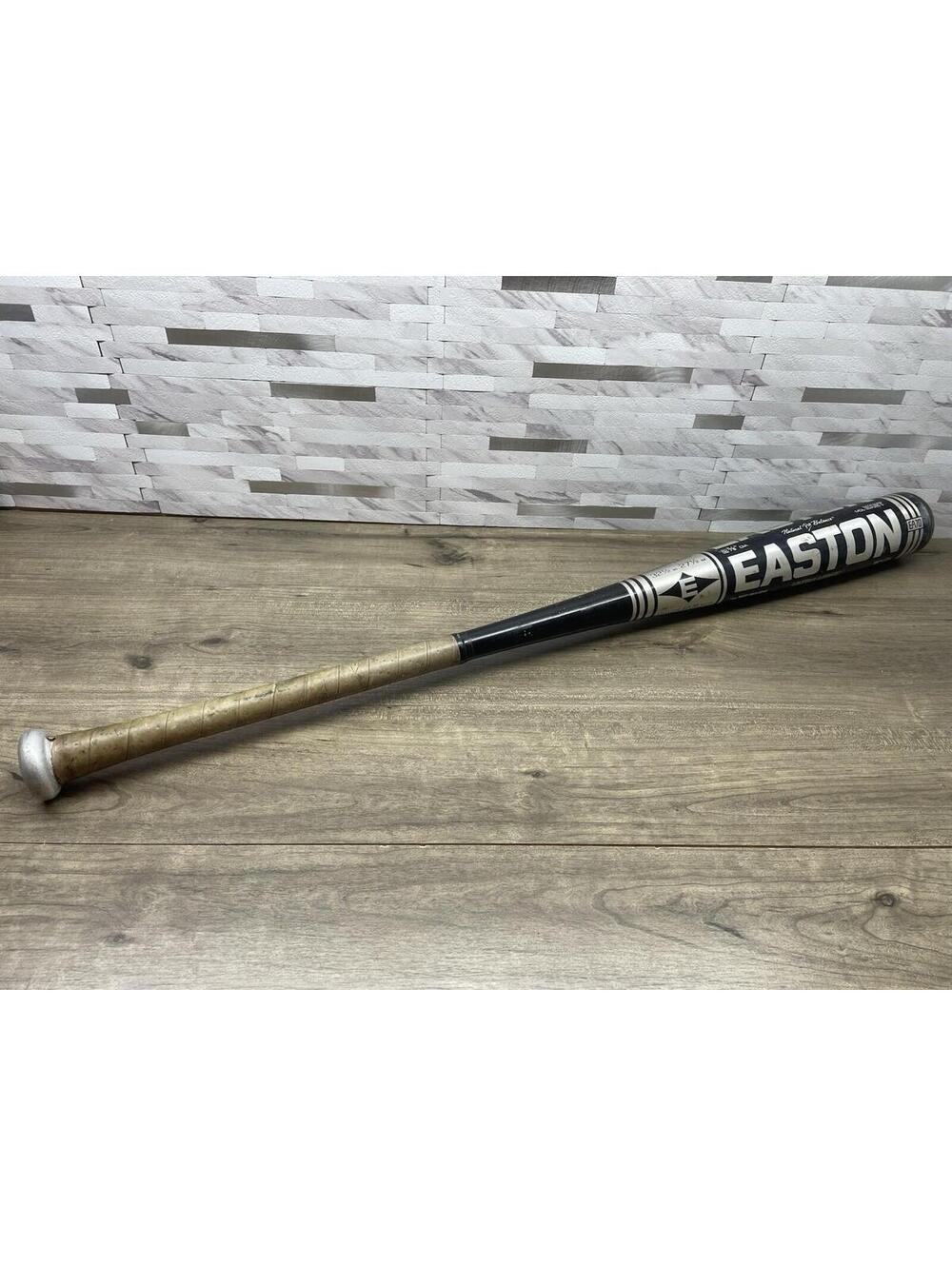 Easton Baseball Bat Ultra Light Pro Taper BX2T 32.5” 27.5 Oz 2 5/8” Diameter